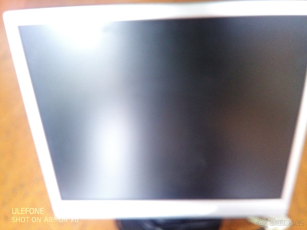 Monitor Hyundai