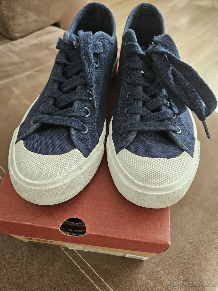 Nenošené dětské tenisky Levis vel.37