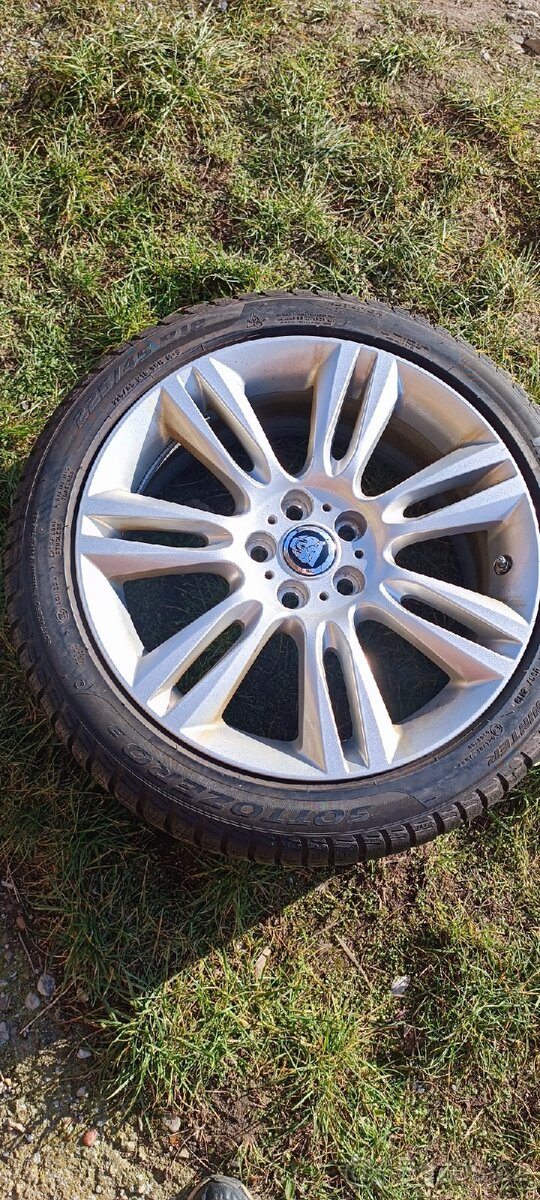 18" kola Jaguar XE 225/45/18 zimní 7.5mm
