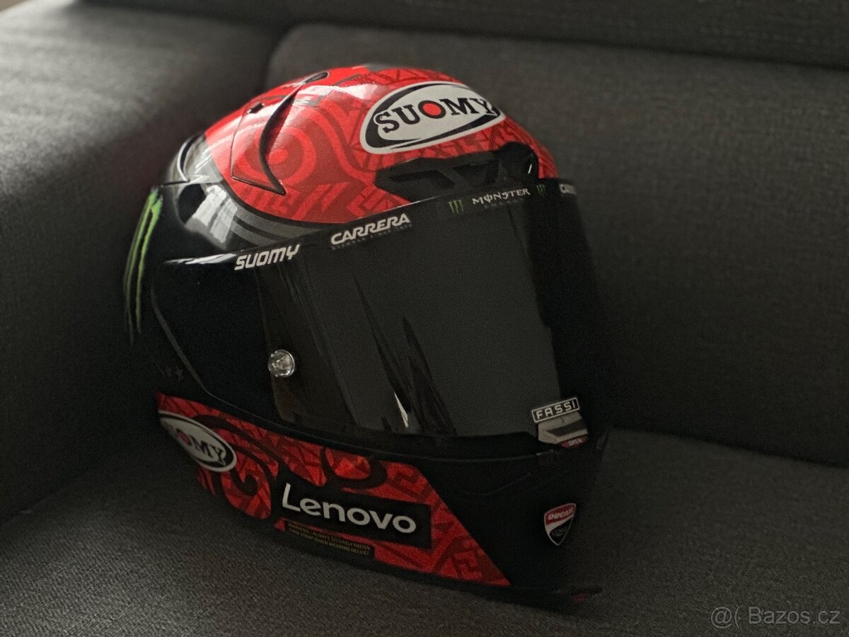 Tmavé plexi Suomy S1 xr gp