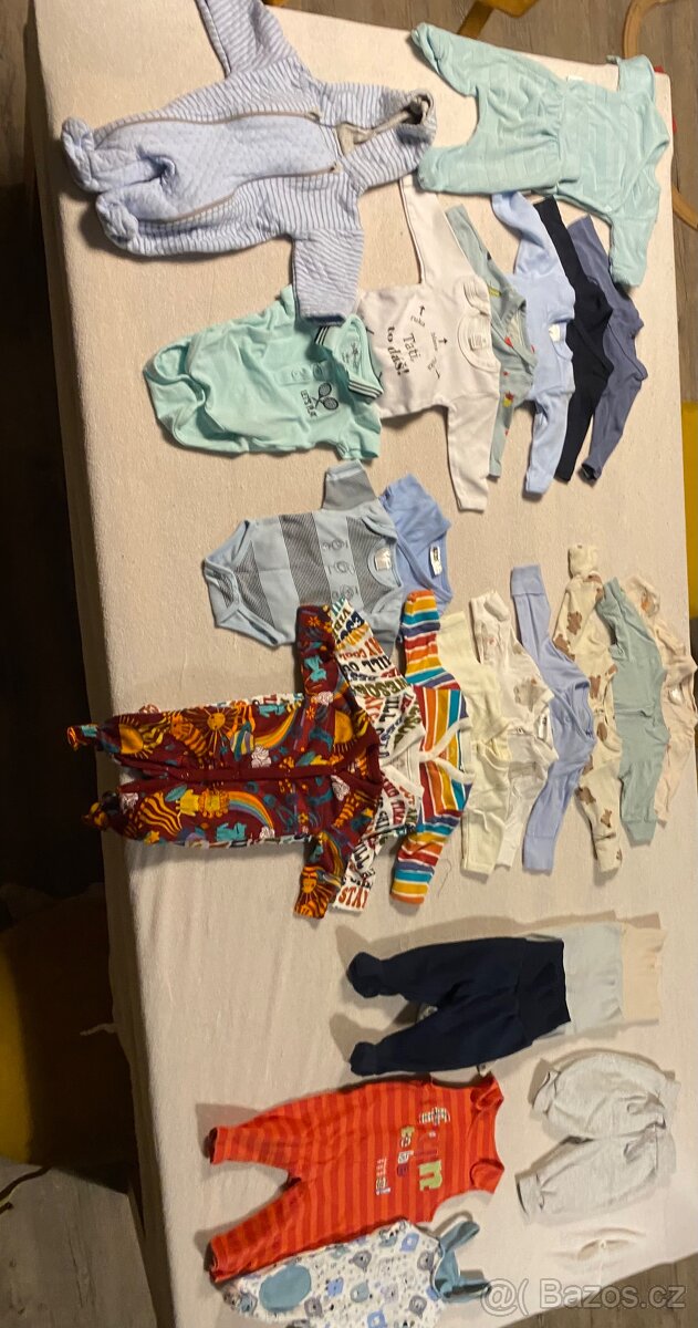 Oblečení pro miminko, velikost 50/56, chlapec