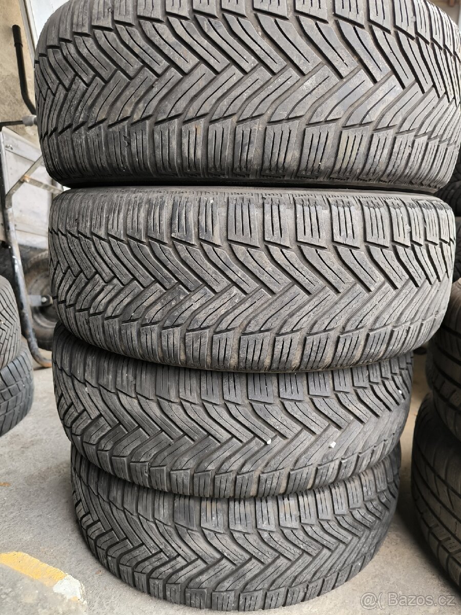 Zimní pneumatiky Michelin 205/55 R16