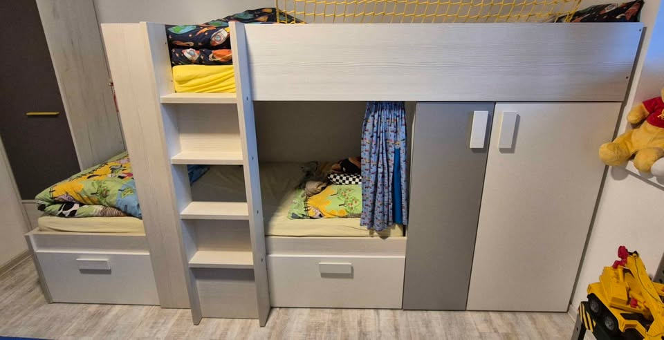 Patrová postel s úložným prostorem