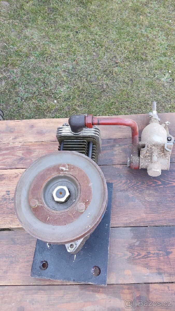 Kompresor přírubovy