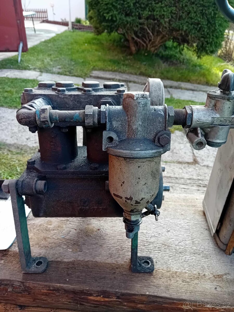 Dvoupístový kompresor