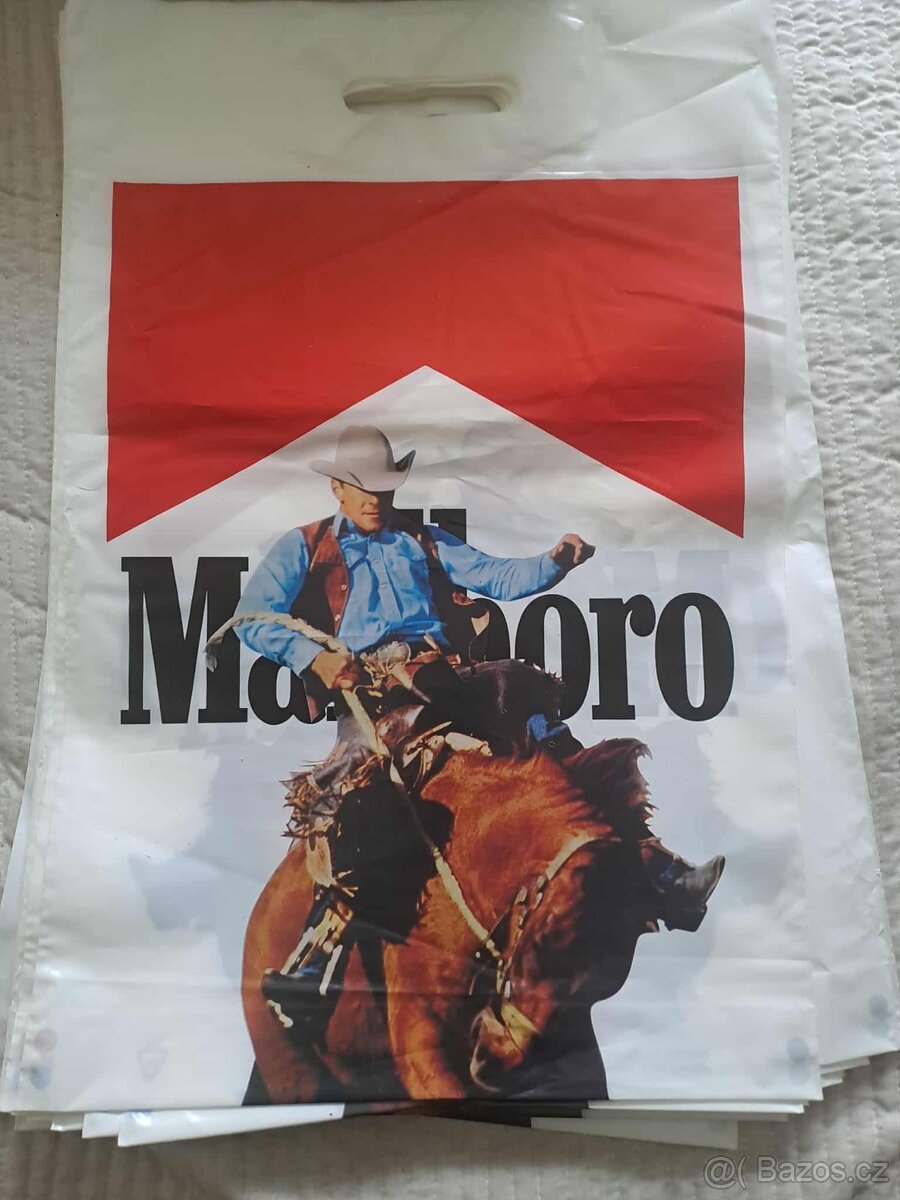 Retro igelitové taška 25kusů Marlboro