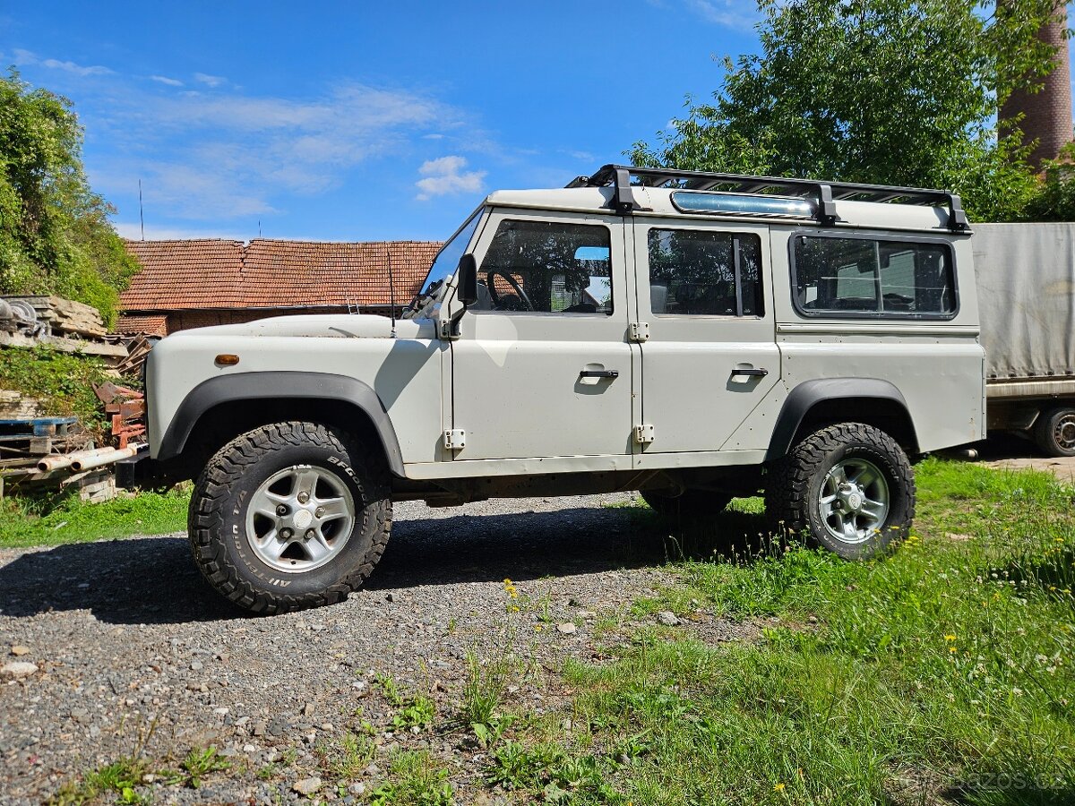 LR Defender110