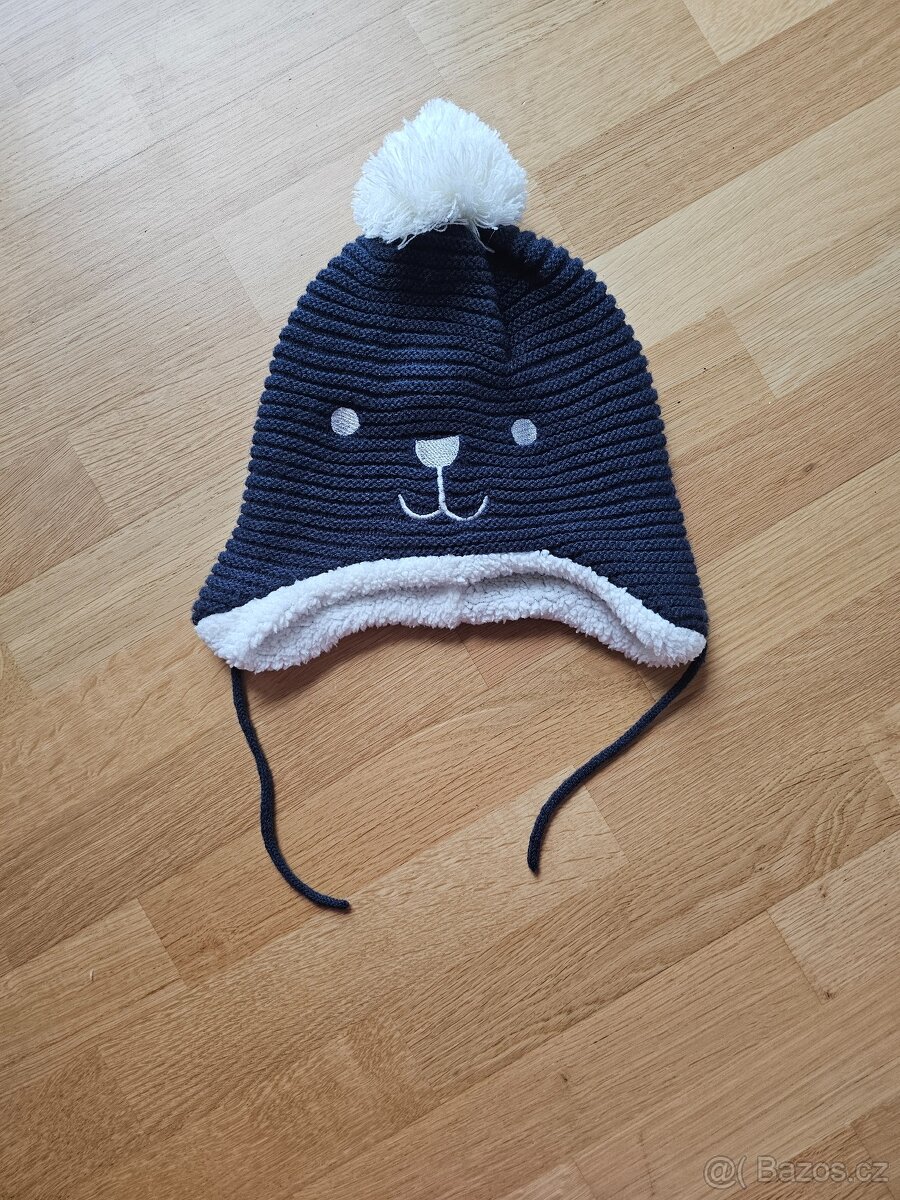 Zimní oblečení - čepice, rukavice, šály (více foto uvnitř)