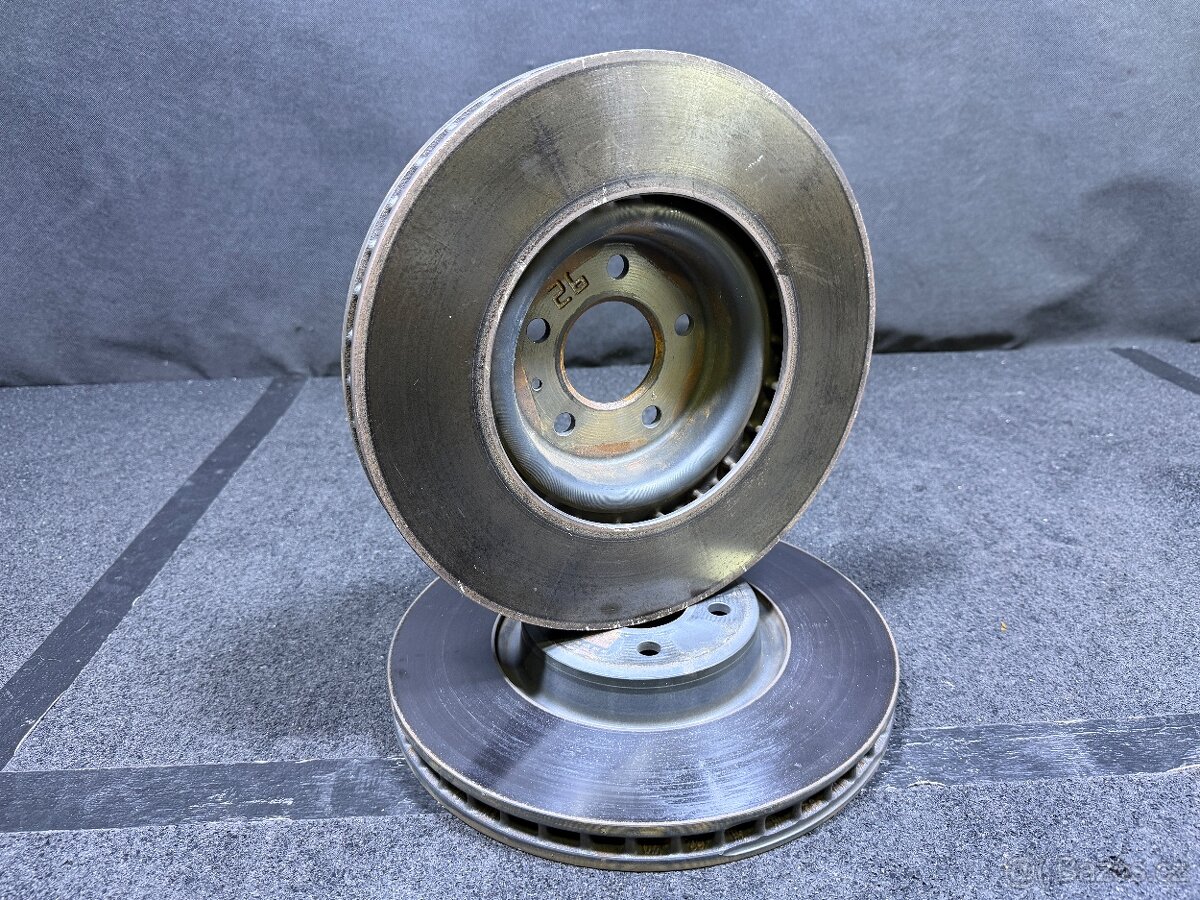 Audi A4 A6 A6 Q7 VW Touareg 3 brzdové kotouče 4M0615301AN