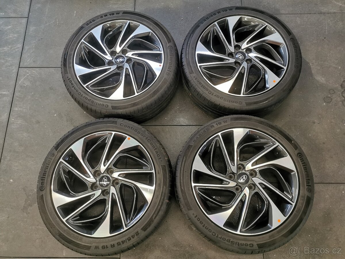 🎉Originální 19 disky hyundai + letní pneu 4-5mm + TMPS🚗