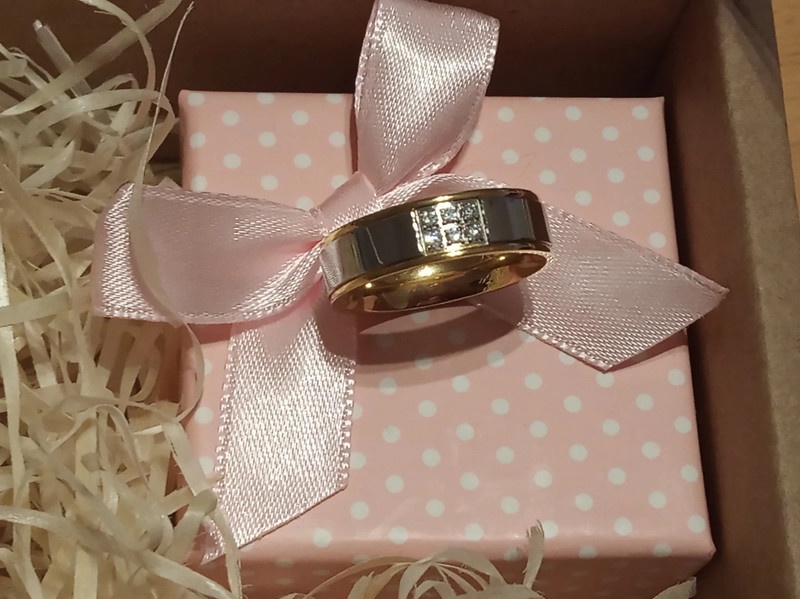 Krásný bicolor prsten vel.56