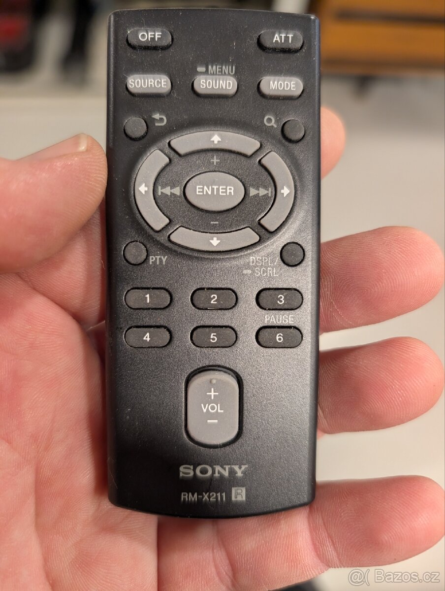 Ovladač autorádia Sony RM-X211