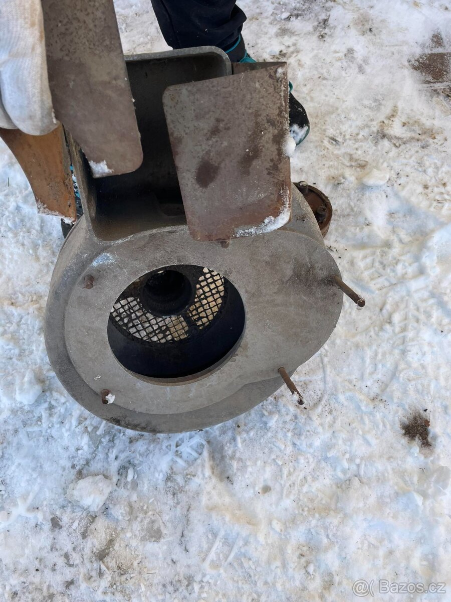 prodám díly na PF 62-Motorobot PF-62-Veterán