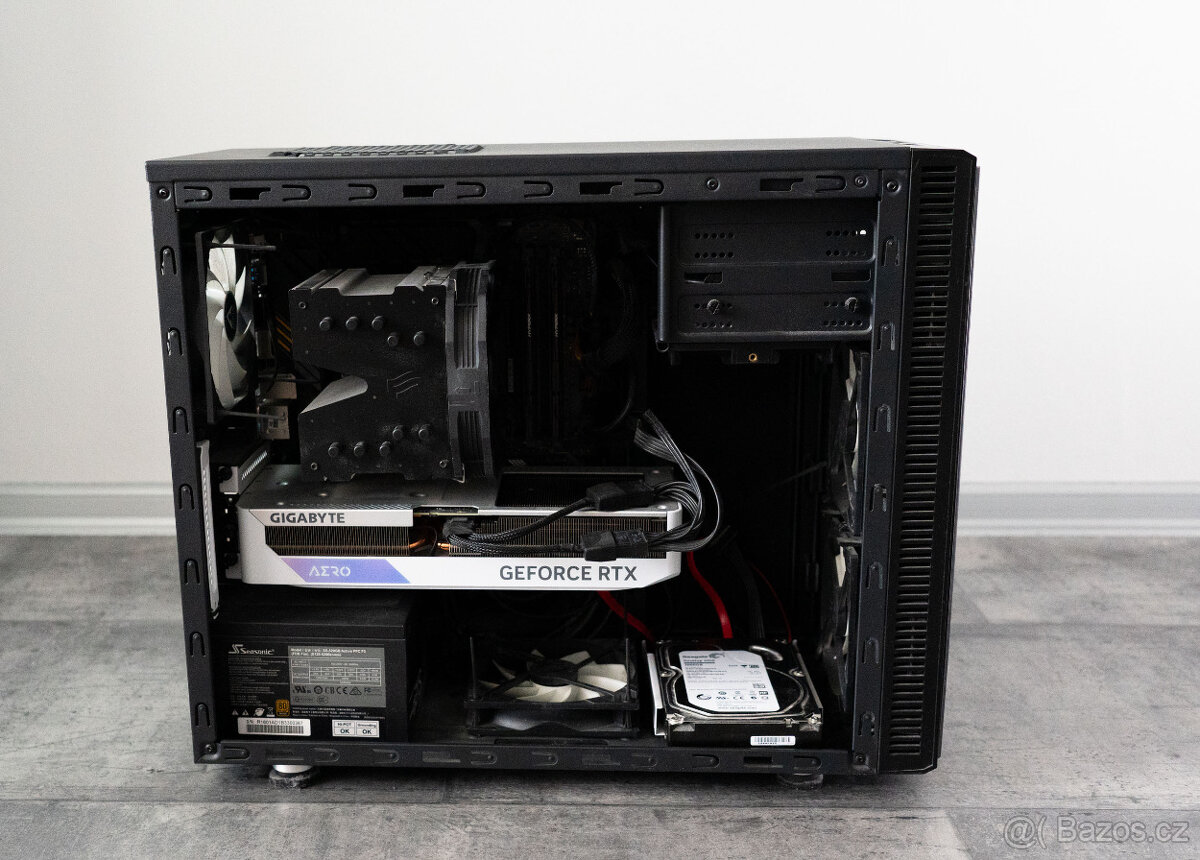 Gigabyte Aero RTX 4070