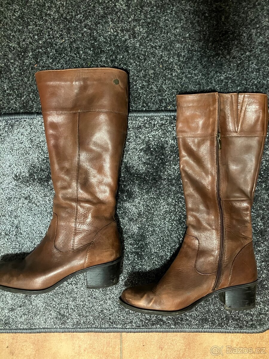 KOŽENÉ KOZAČKY ZN.CAPRICE