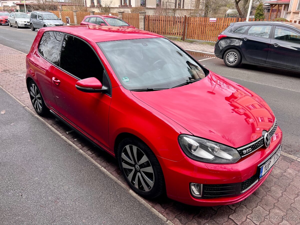 Volkswagen Golf GTD 2.0 TDI 125 kW - nová TK, pěkný