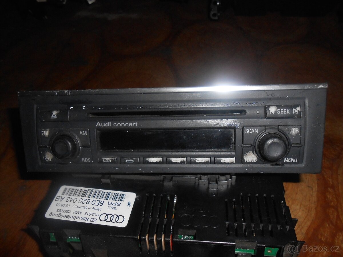 prodam original autoradio audi , audi A4 cabrio 8H7