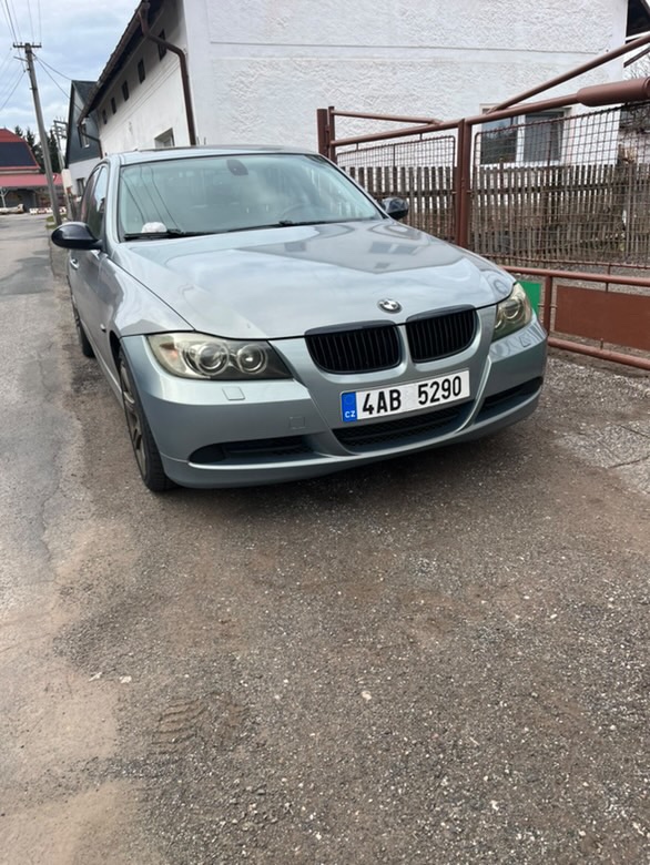 BMW e90