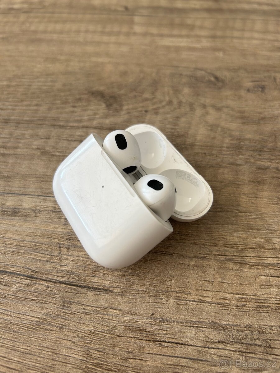 Apple AirPods 3