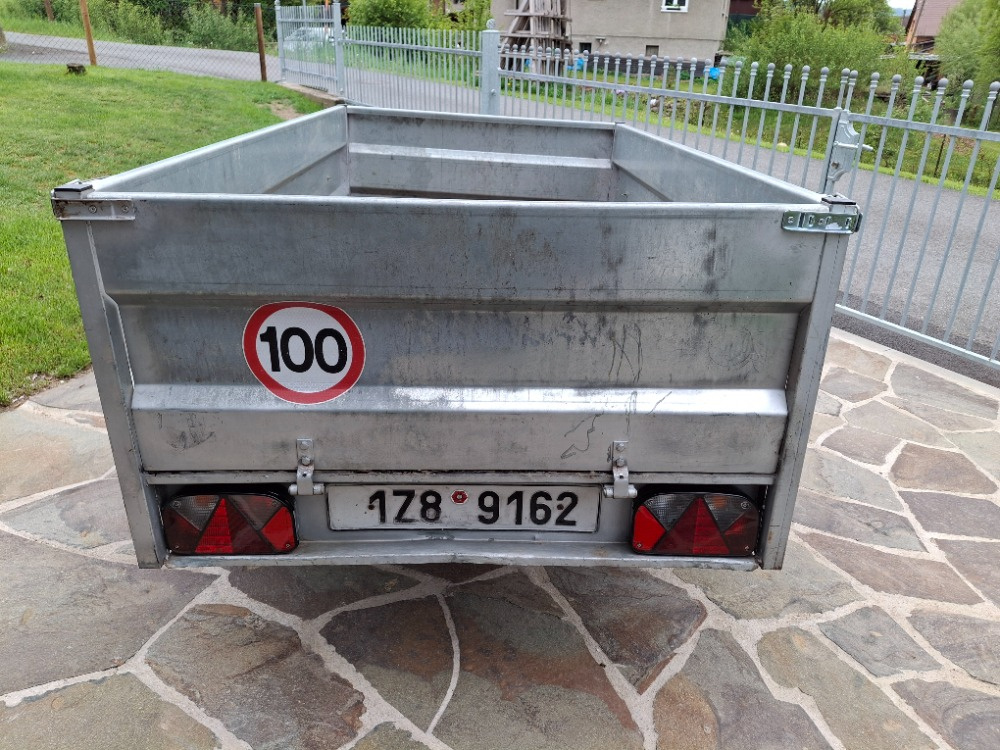 Přívěstný vozík AGADOS