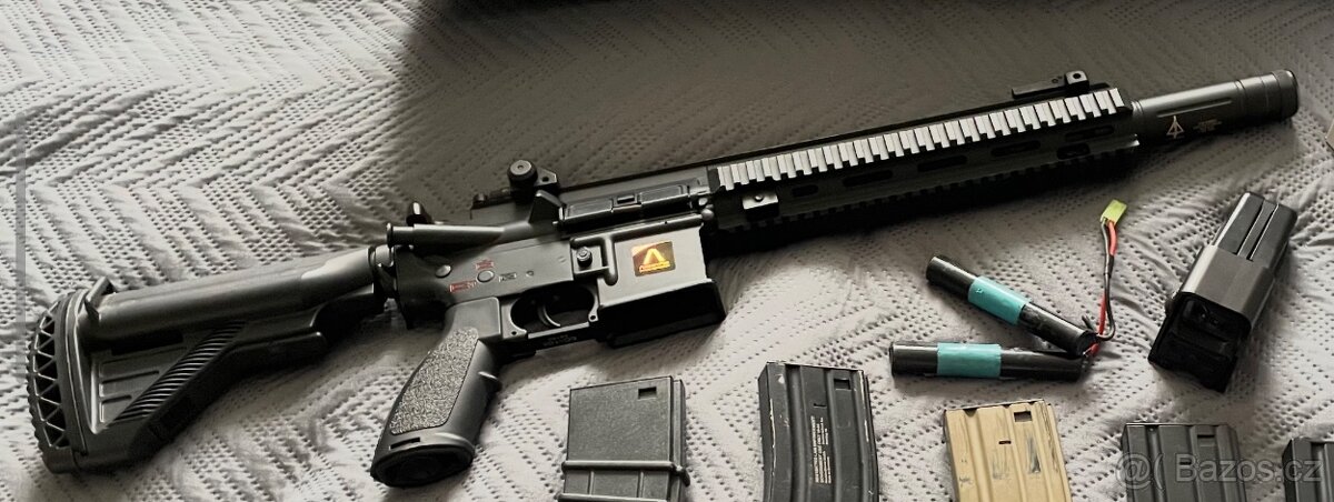 Airsoftová zbraň M4