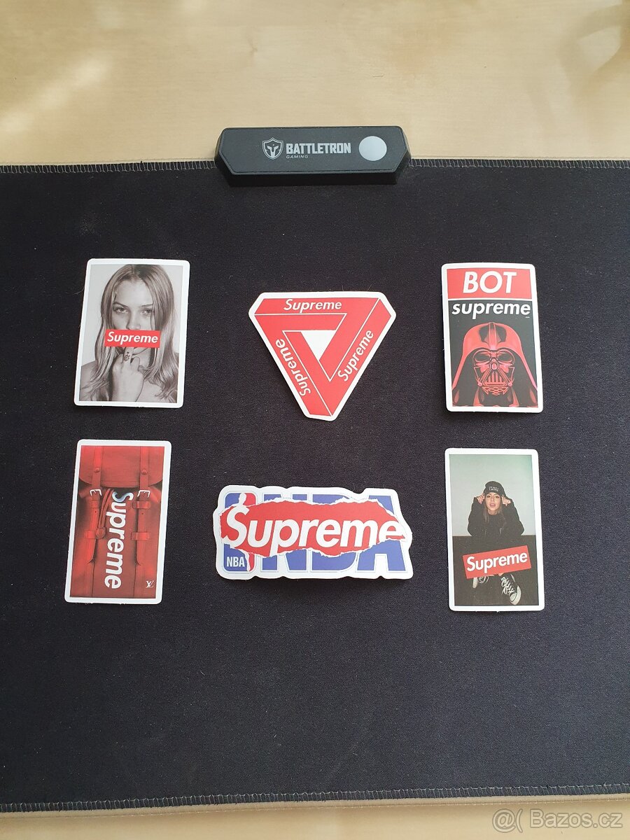 Supreme nálepky celek / jednotlivě