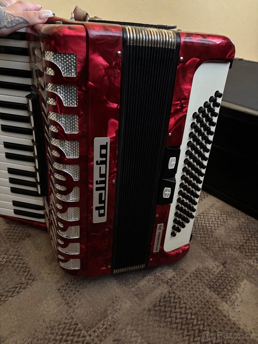 Prodám harmoniku