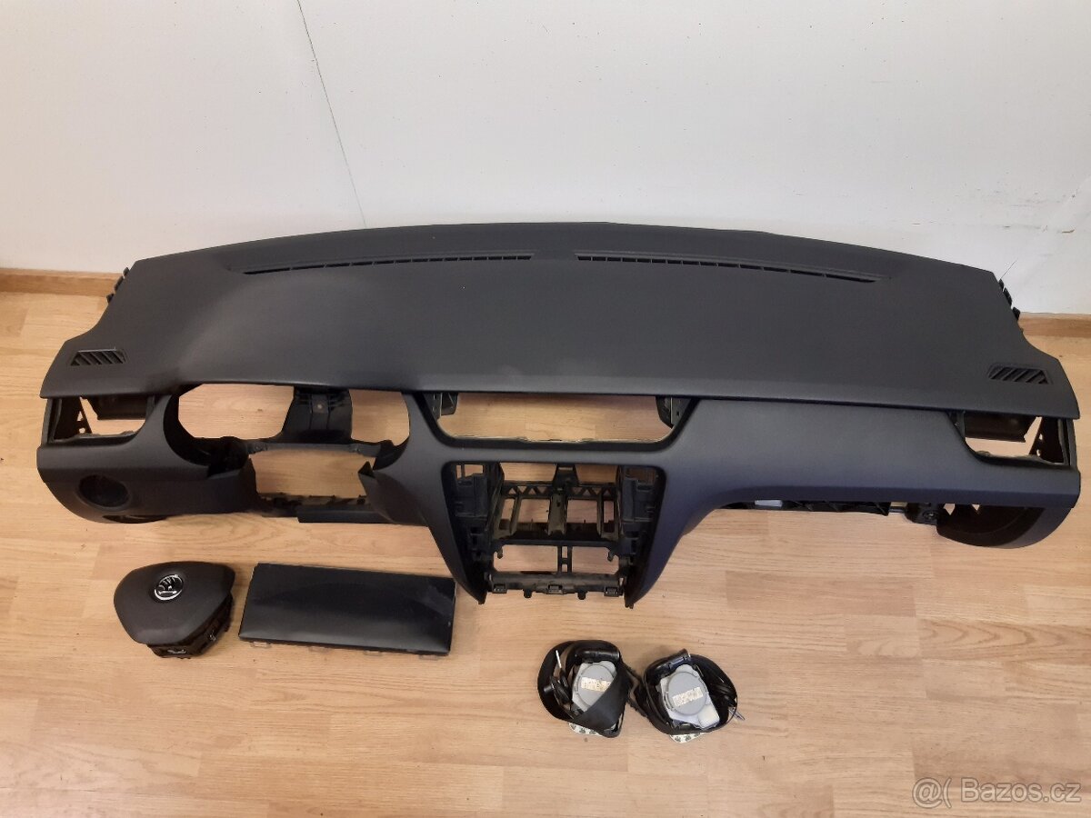 Škoda Octavia 3 airbagová sada