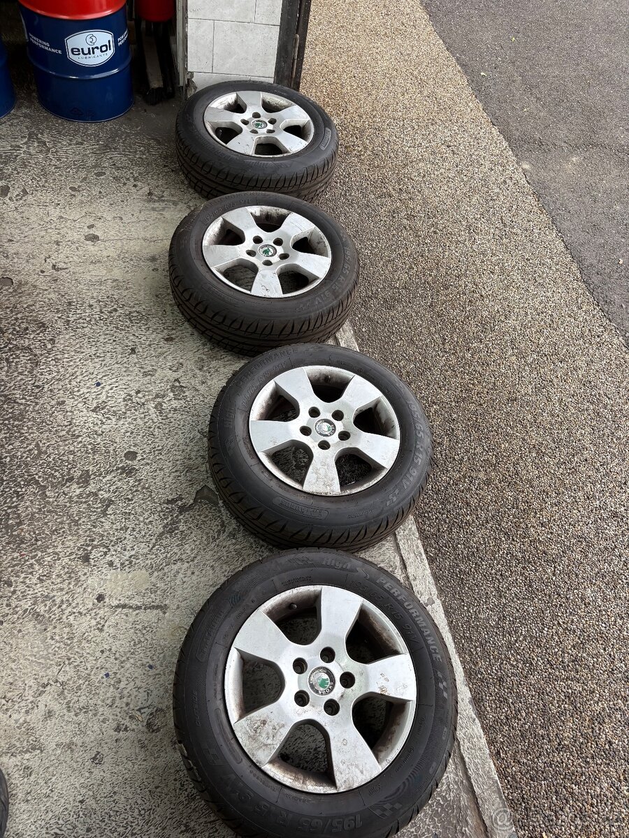 Disky 5x112 střed 57 nové pneu