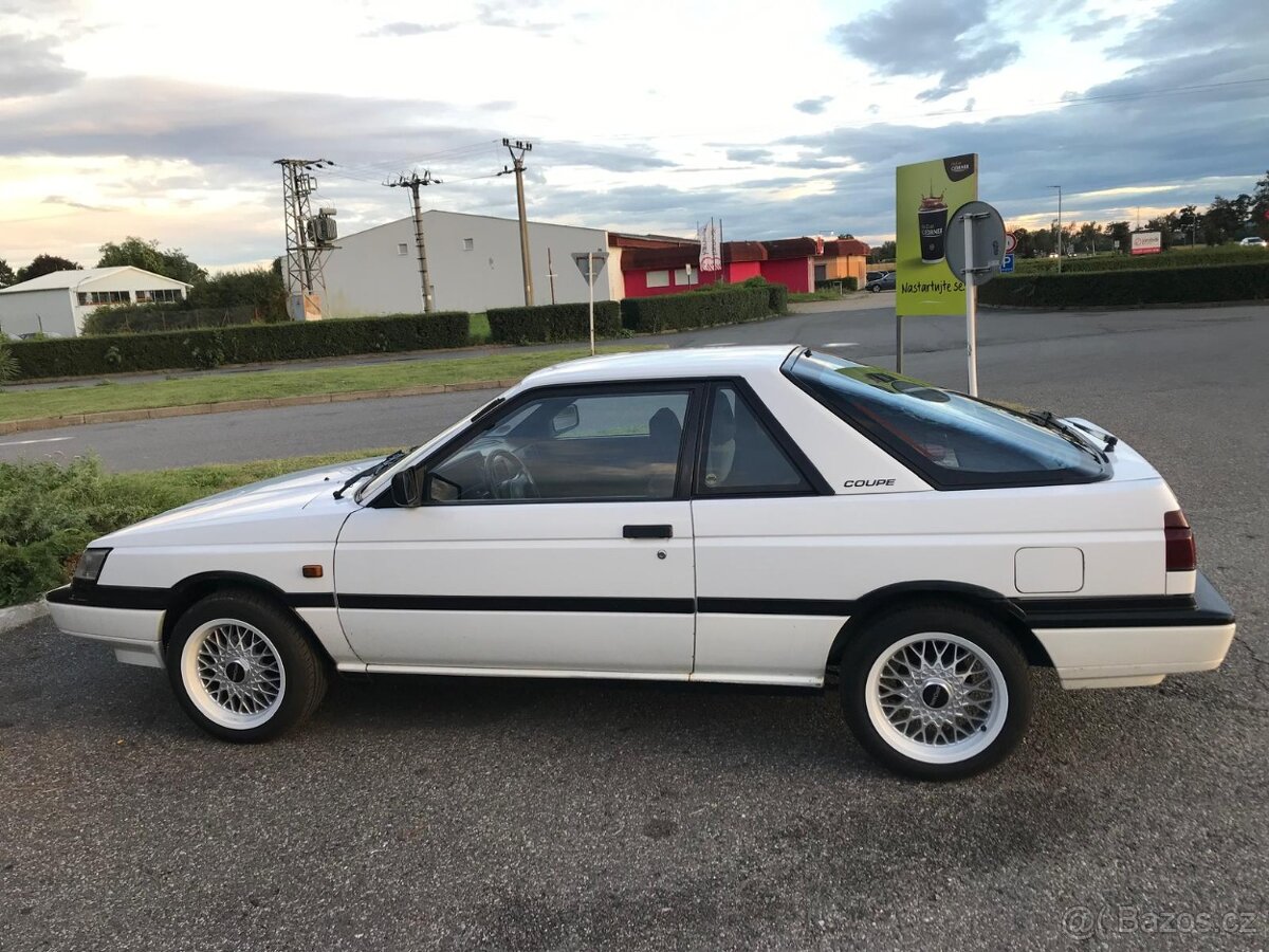 Nissan Sunny B12 coupe