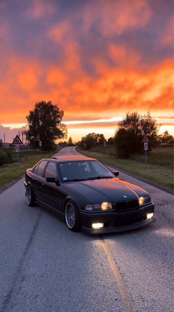 Koupím BMW e36 sedan 316/18i