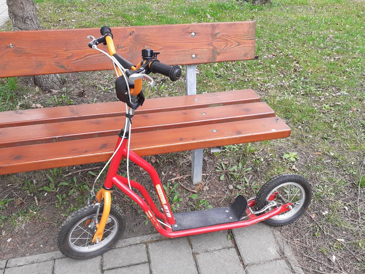 Dětská koloběžka