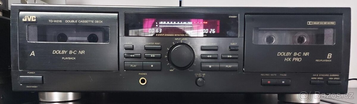 Dvojitý magnetofon JVC TD-W216