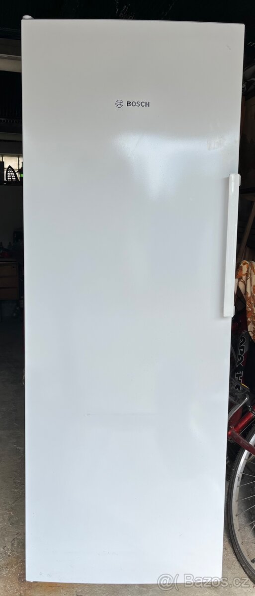 Mrazák Bosch GSN29VW