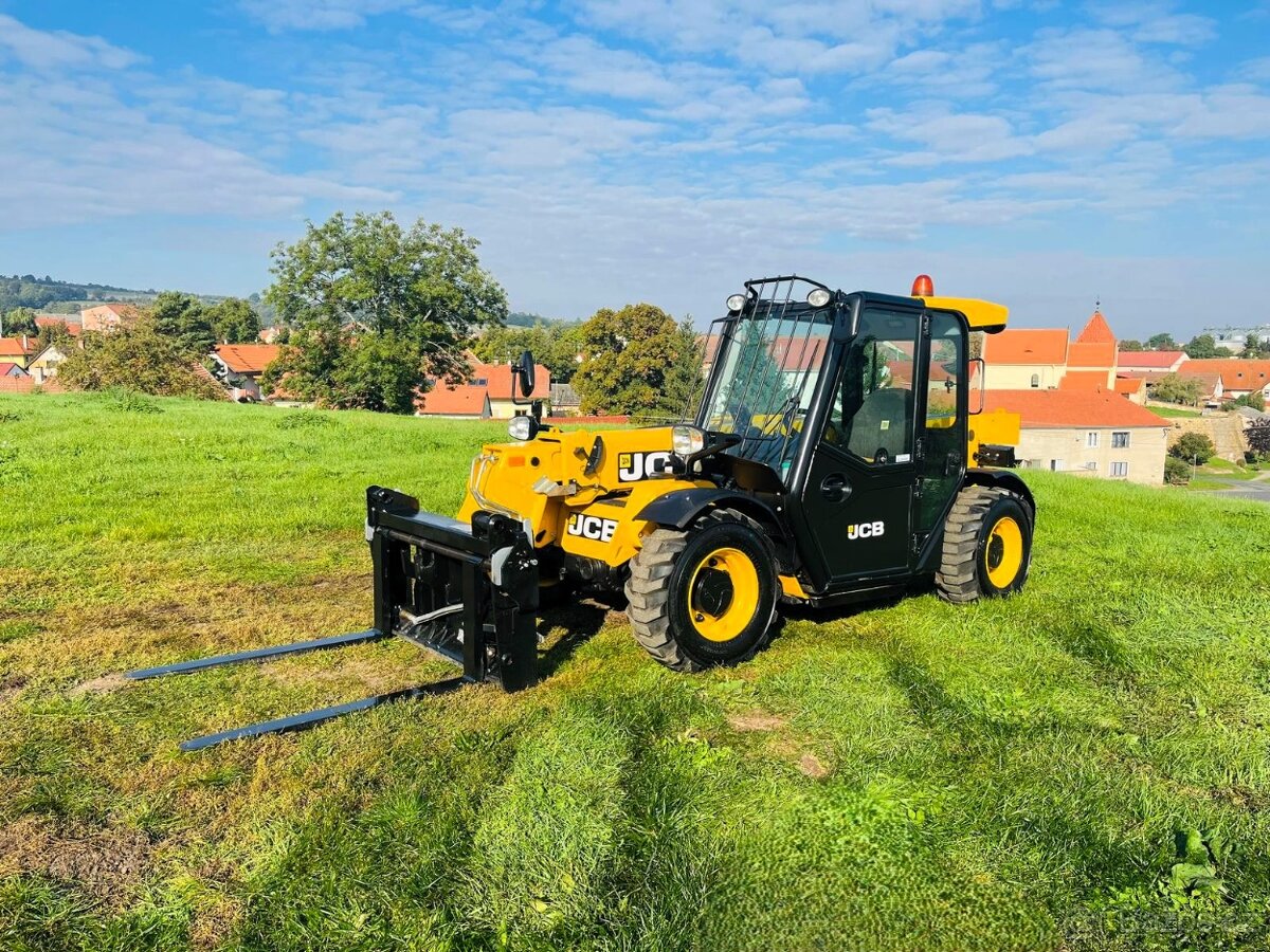 Manipulátor JCB 525-60