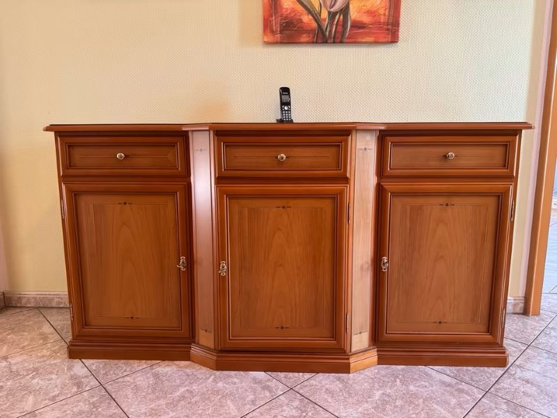 Komoda dřevěná masivní - délka 170 cm