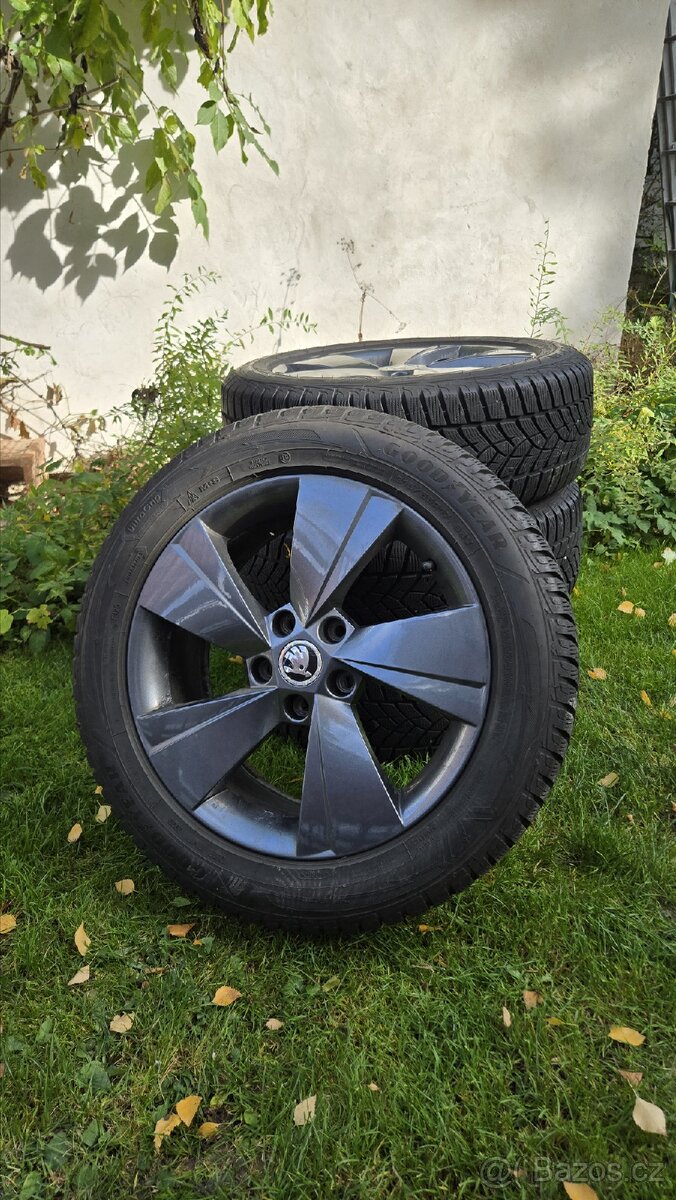 Zimní kola Škoda 215/55 R17