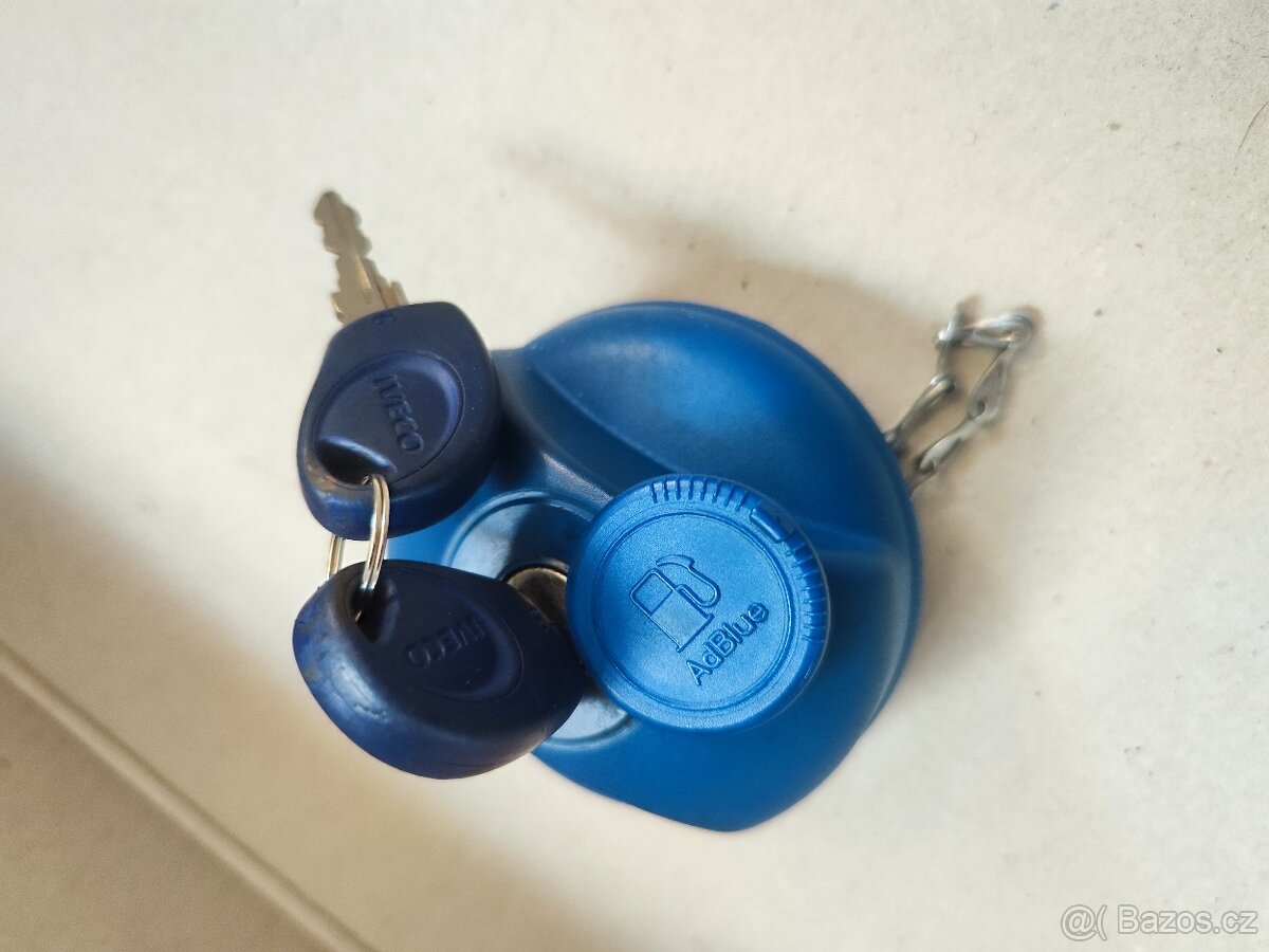 Uzamykatelné víčko nádrže AdBlue – Iveco, Renault, Scania,