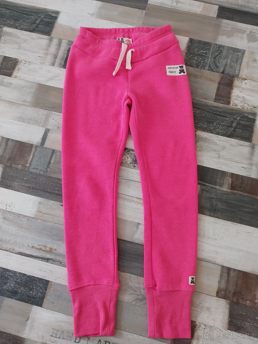 Dívčí tepláky 140/146 Lewro