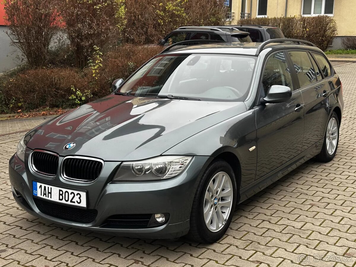 BMW Řada 3 E91 320i 125kW Combi Facelift Tempomat Serviska