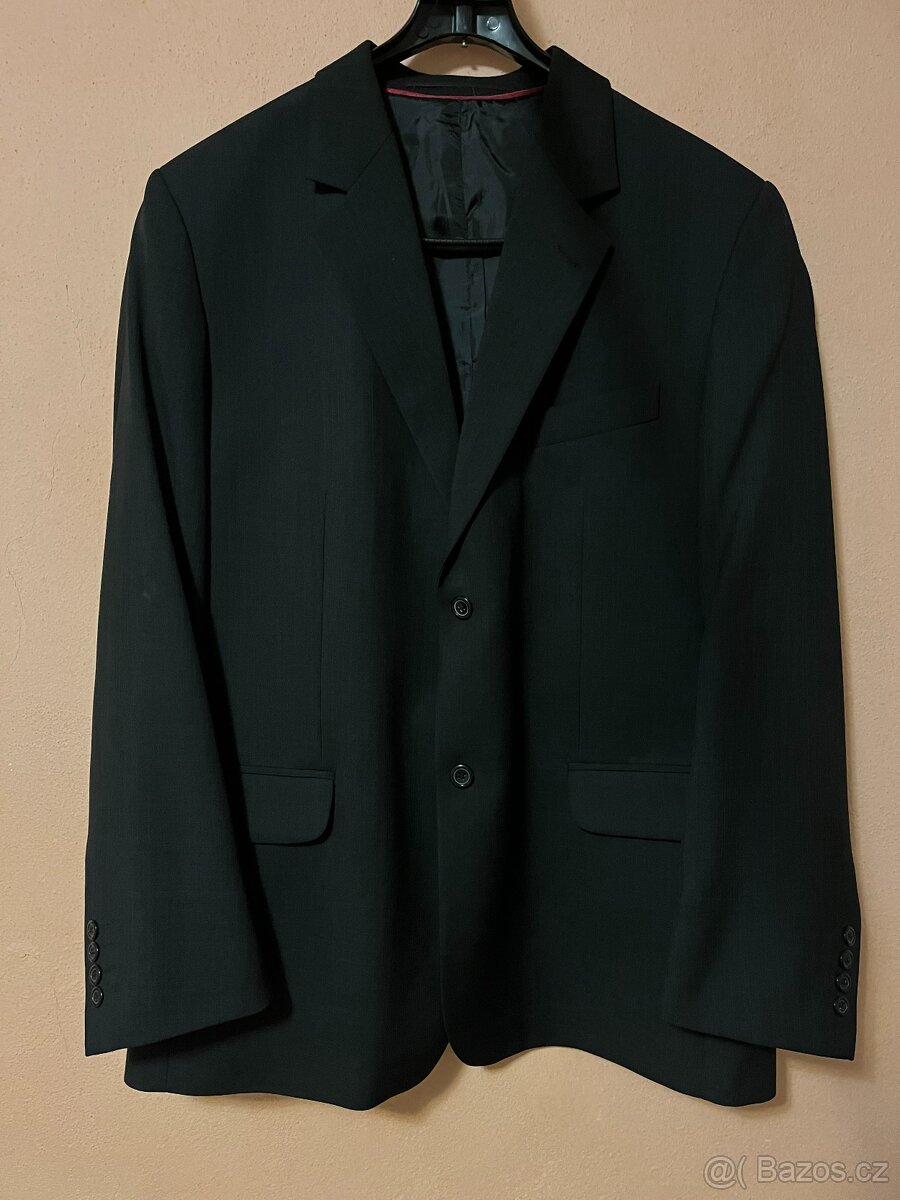 Společenský oblek s vestou