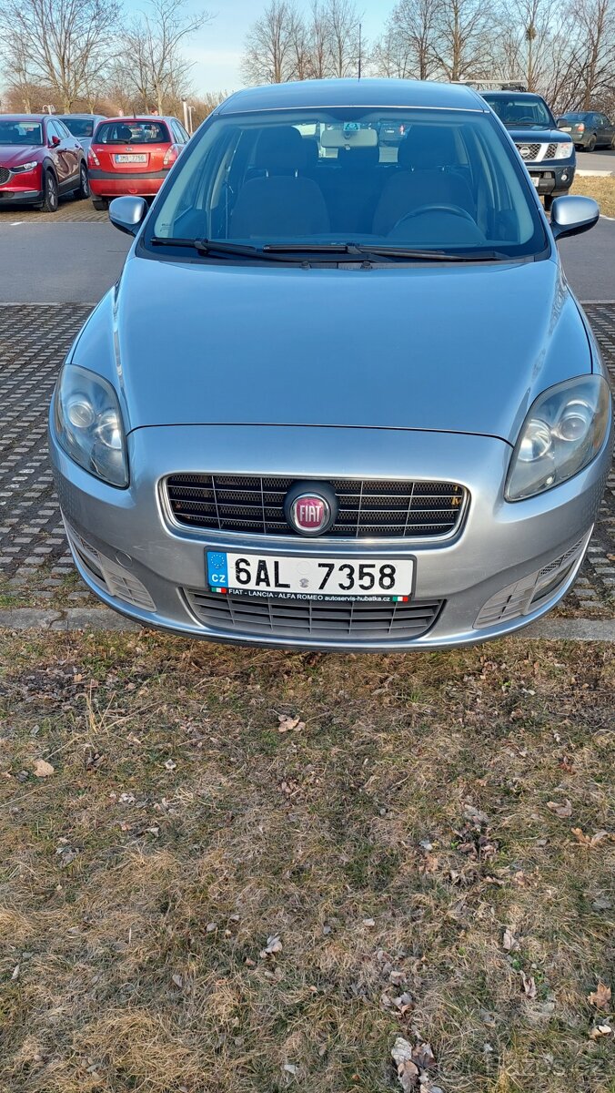 Fiat Croma 1.9 JTD 110kW automat -