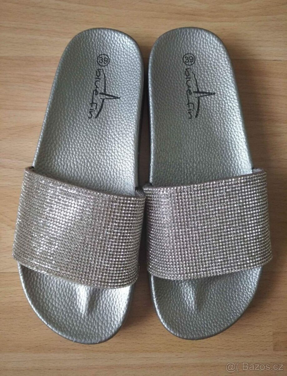 Nové pantofle