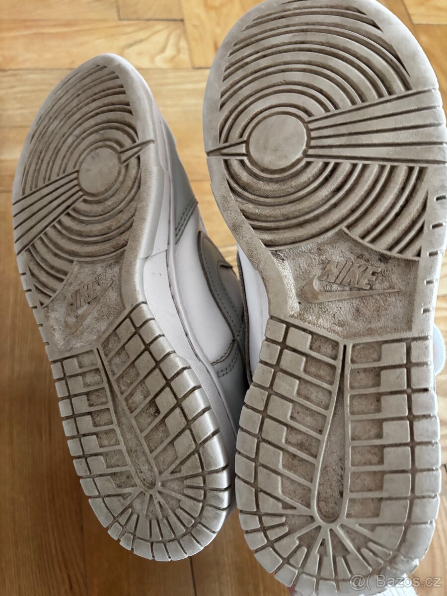 Boty NIKE