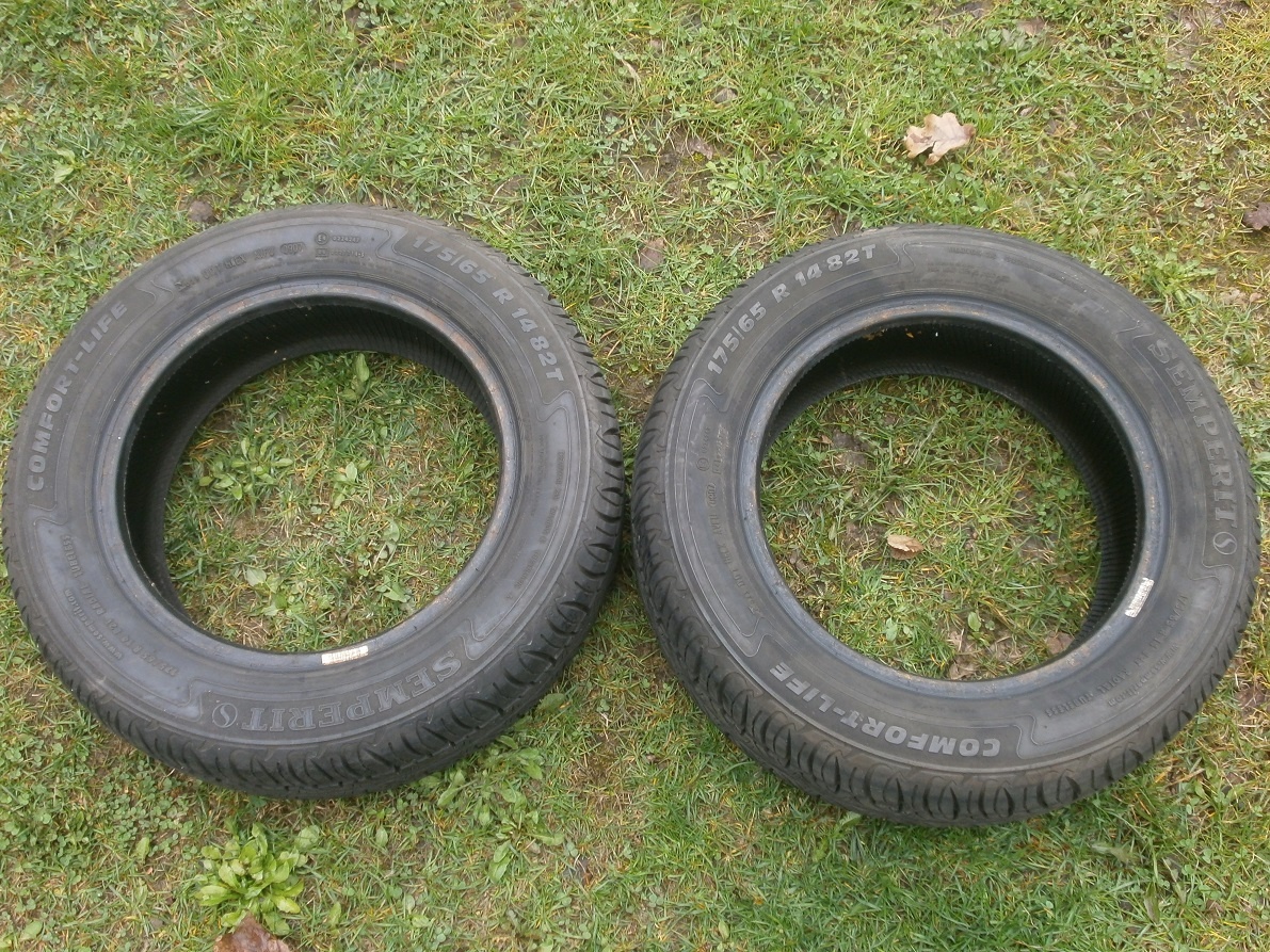 2xLetní gumy SEMPERIT 175/65 R14 vzorek 2x 7,2MM