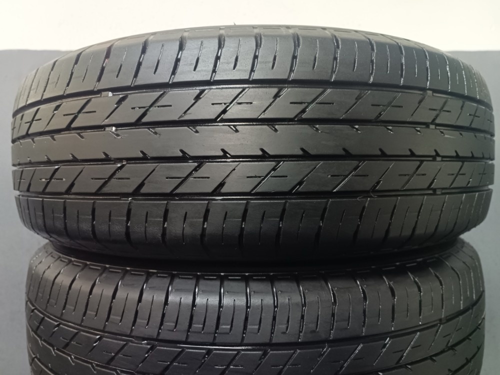 215/65 R16 TOYO (1009)