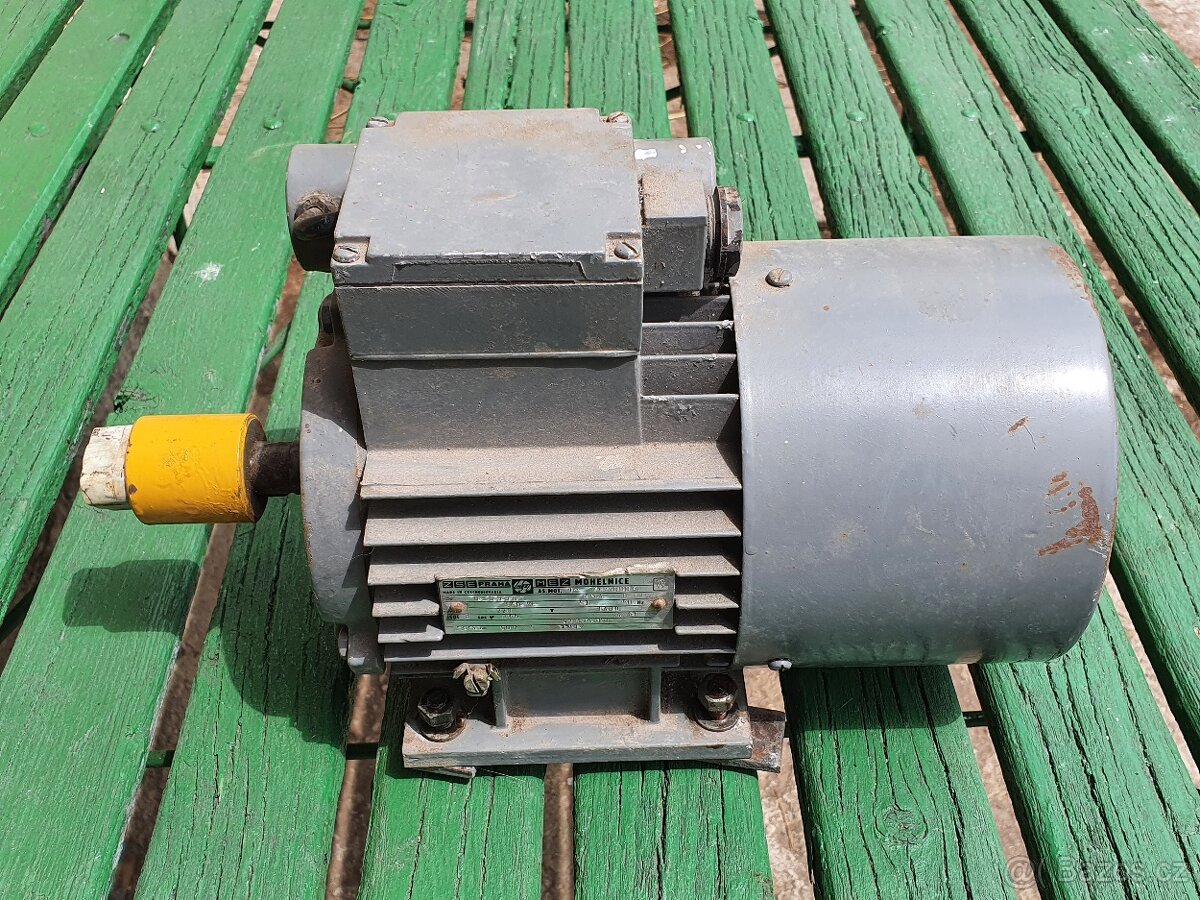 Prodám menší elektromotor