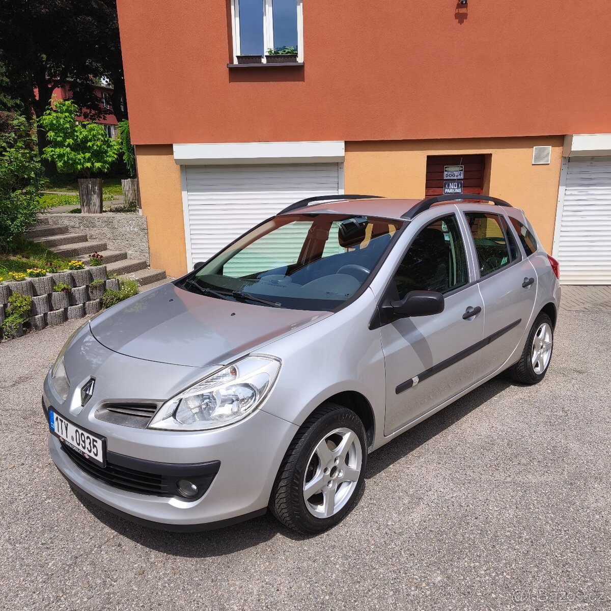 Renault Clio 1.2i 55kw, poctivých 157tkm, klima