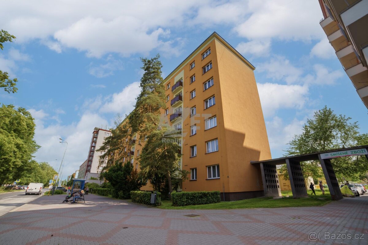 Prodej bytu 4+1, 83 m2, Ostrava - Poruba, ul. Hlavní Třída.