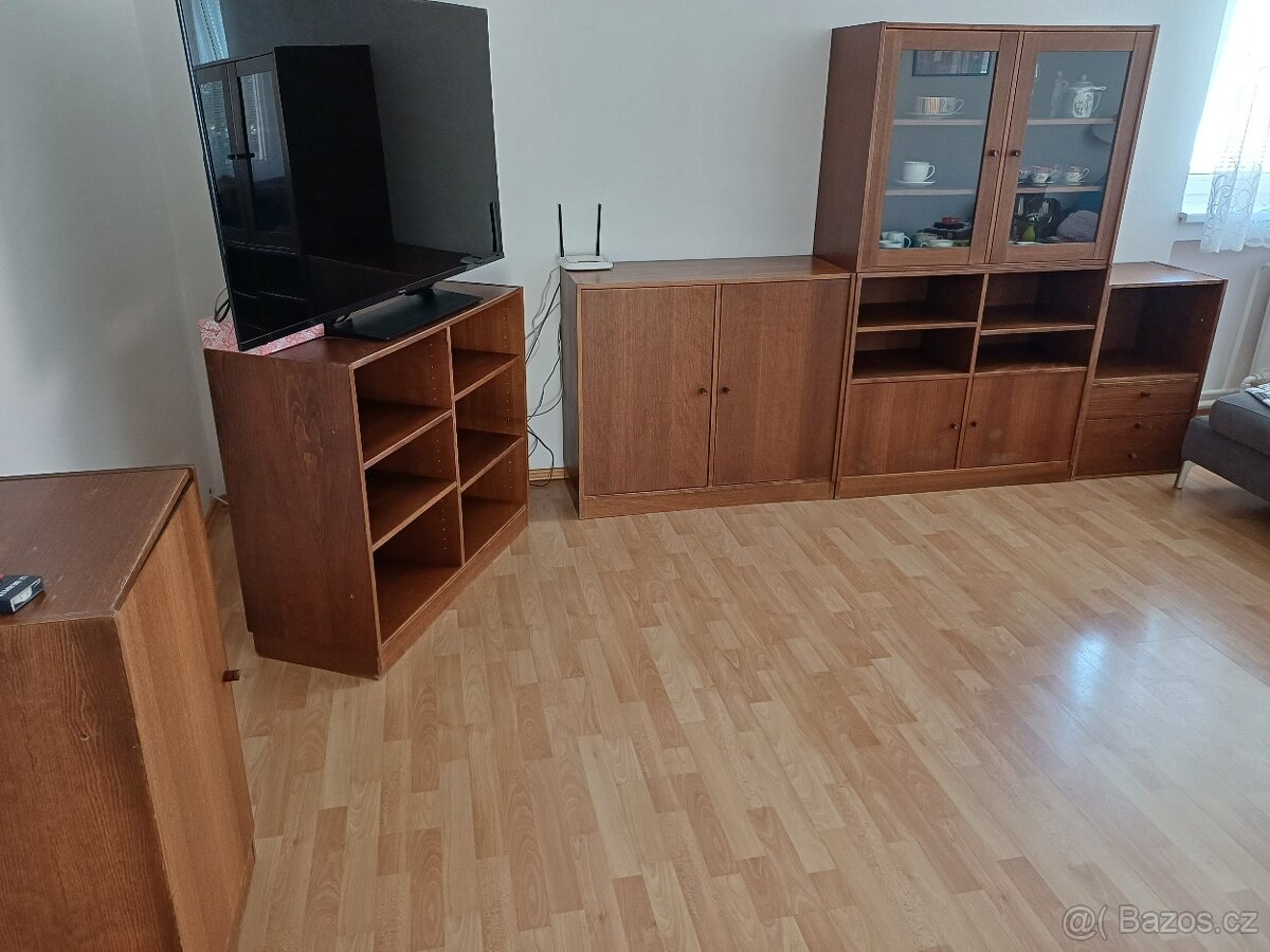 Retro obývací stěna